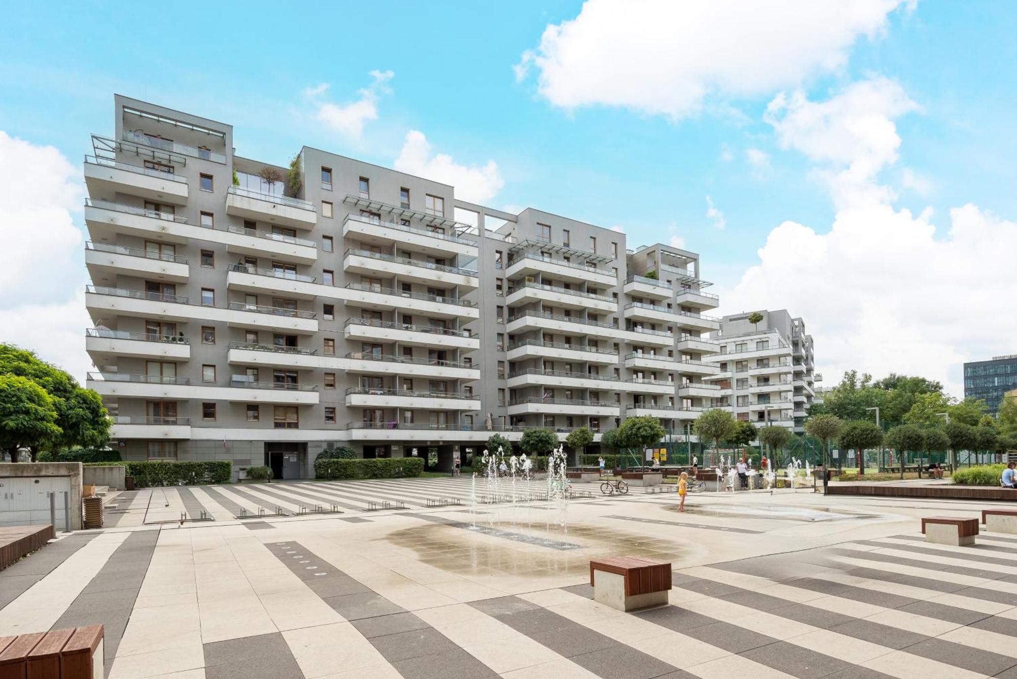 New Varsovia Comfort 569 Exterior foto